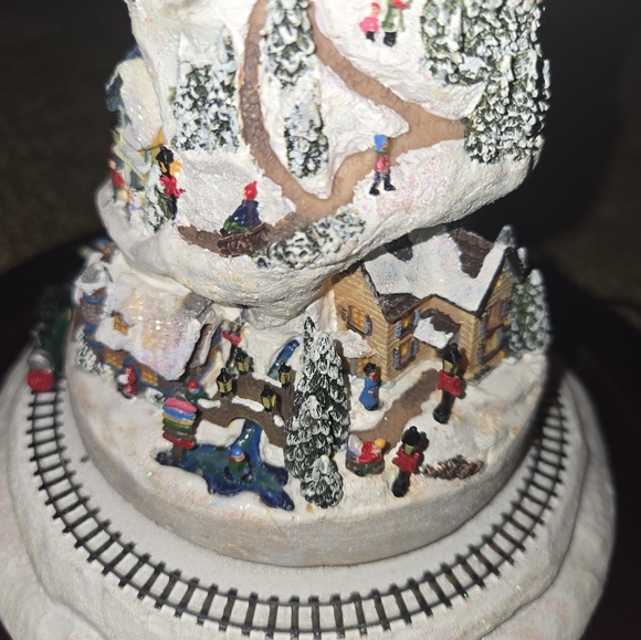 Thomas Kinkade Crystal Holiday Reflections Musical Tabletop Christmas Tree Clear - Picture 11 of 14